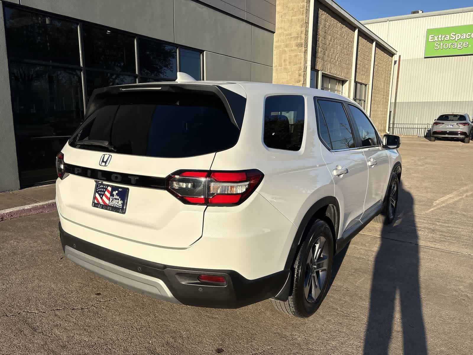 Thumbnail: 2023 Honda Pilot - 25