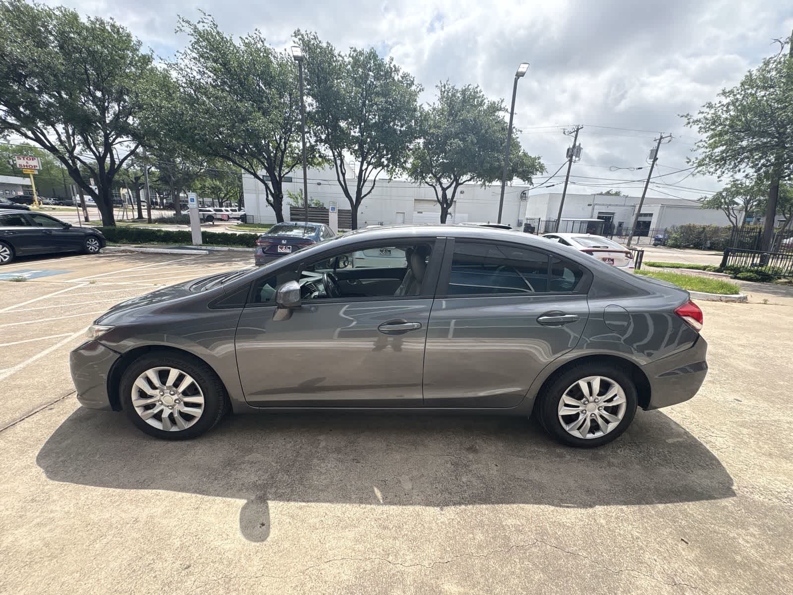 Thumbnail: 2013 Honda Civic - 3