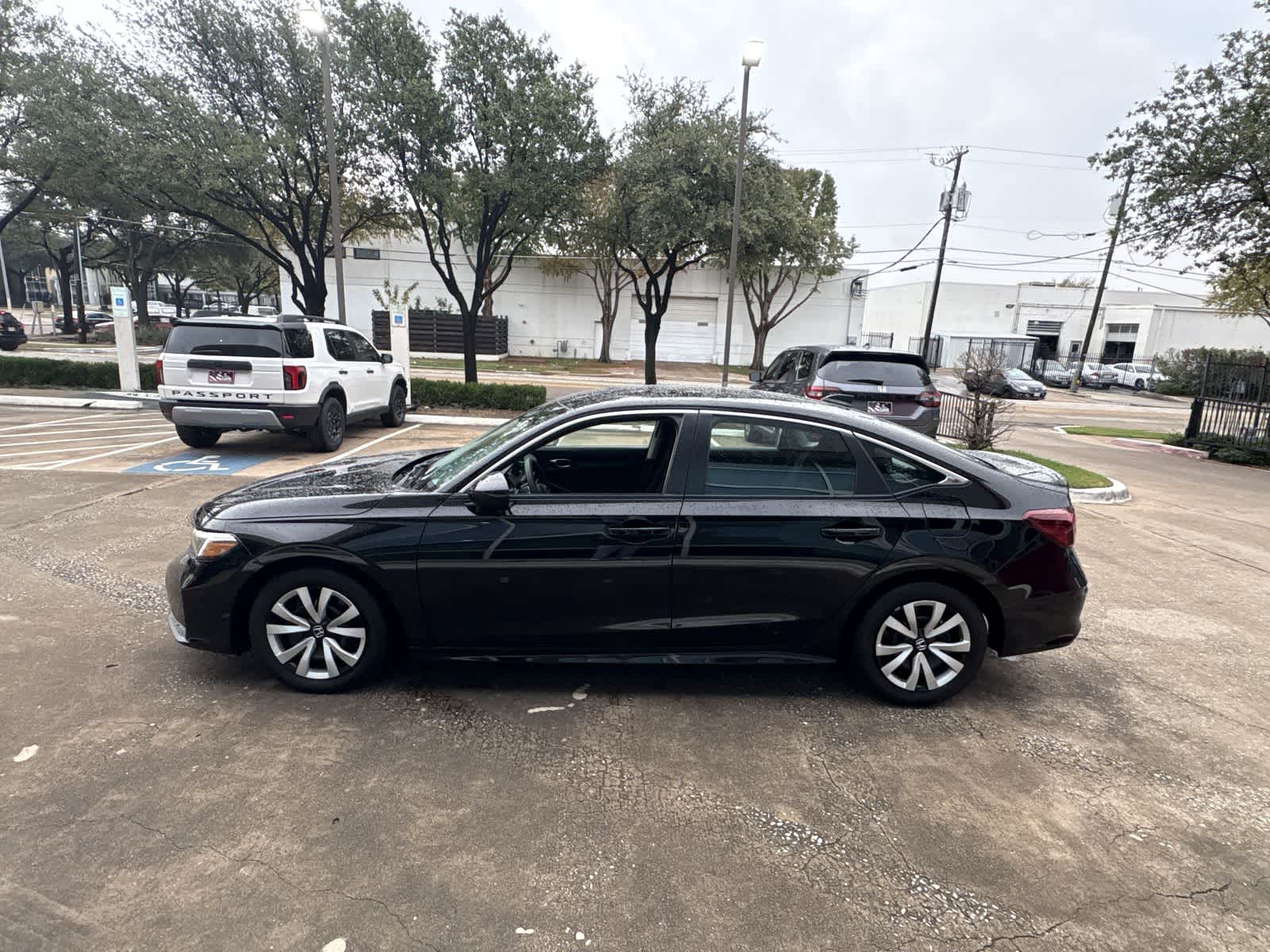 Thumbnail: 2025 Honda Civic - 3