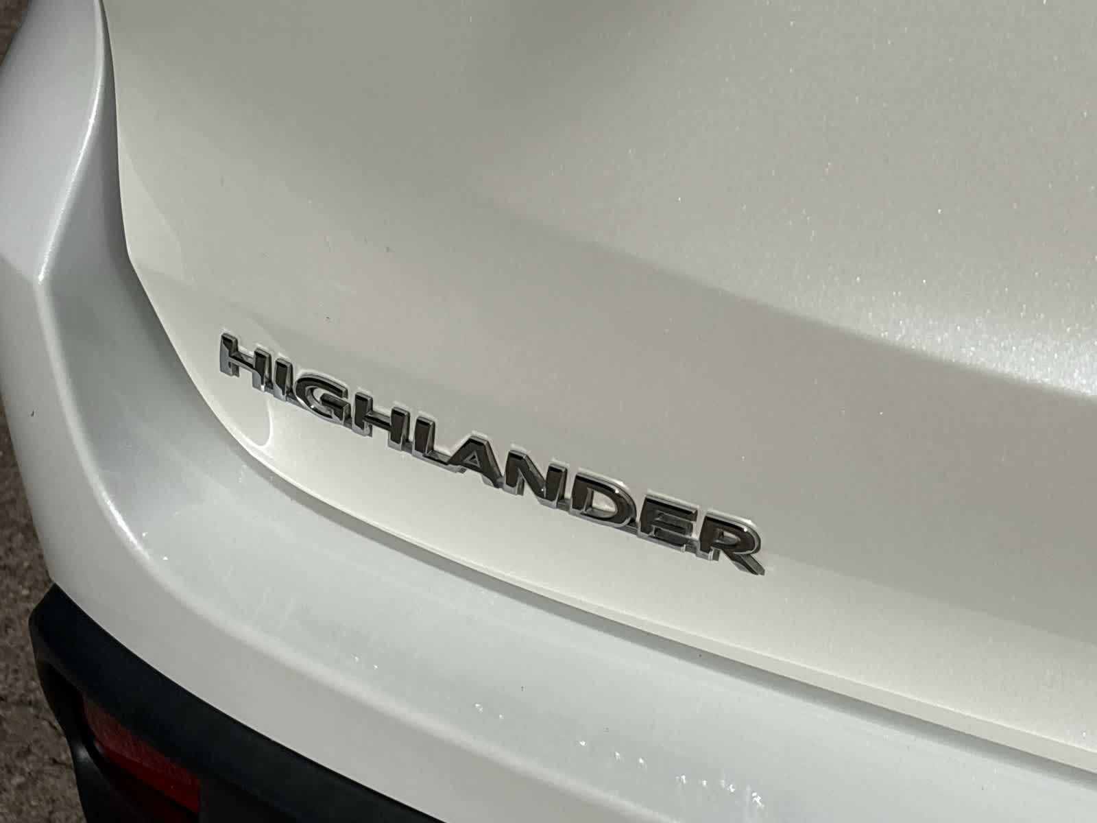 Thumbnail: 2017 Toyota Highlander - 15