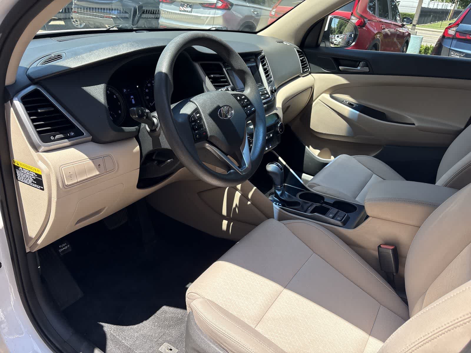 Thumbnail: 2017 Hyundai Tucson - 10