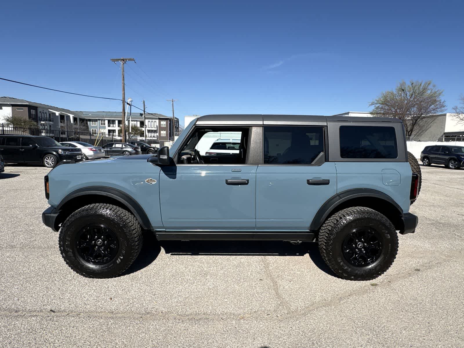 Thumbnail: 2023 Ford Bronco - 11