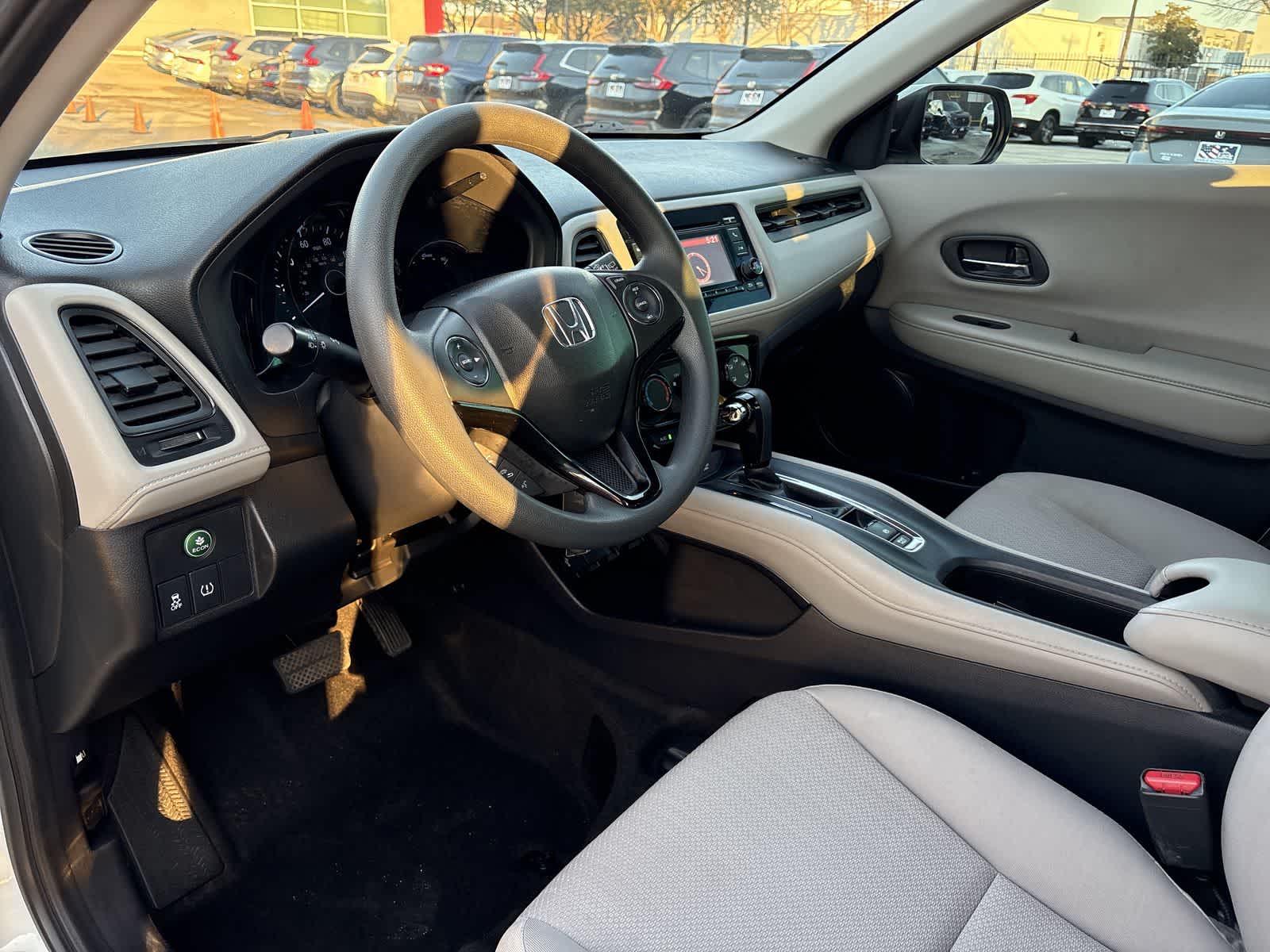 Thumbnail: 2018 Honda HR-V - 2