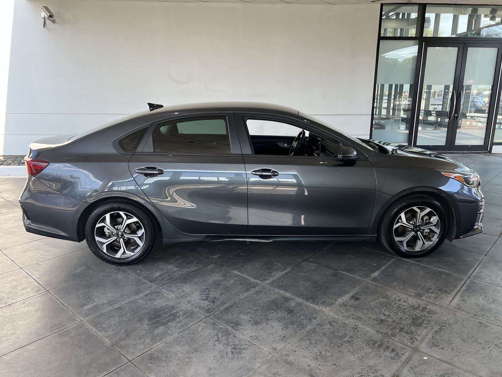 Thumbnail: 2019 Kia Forte - 7