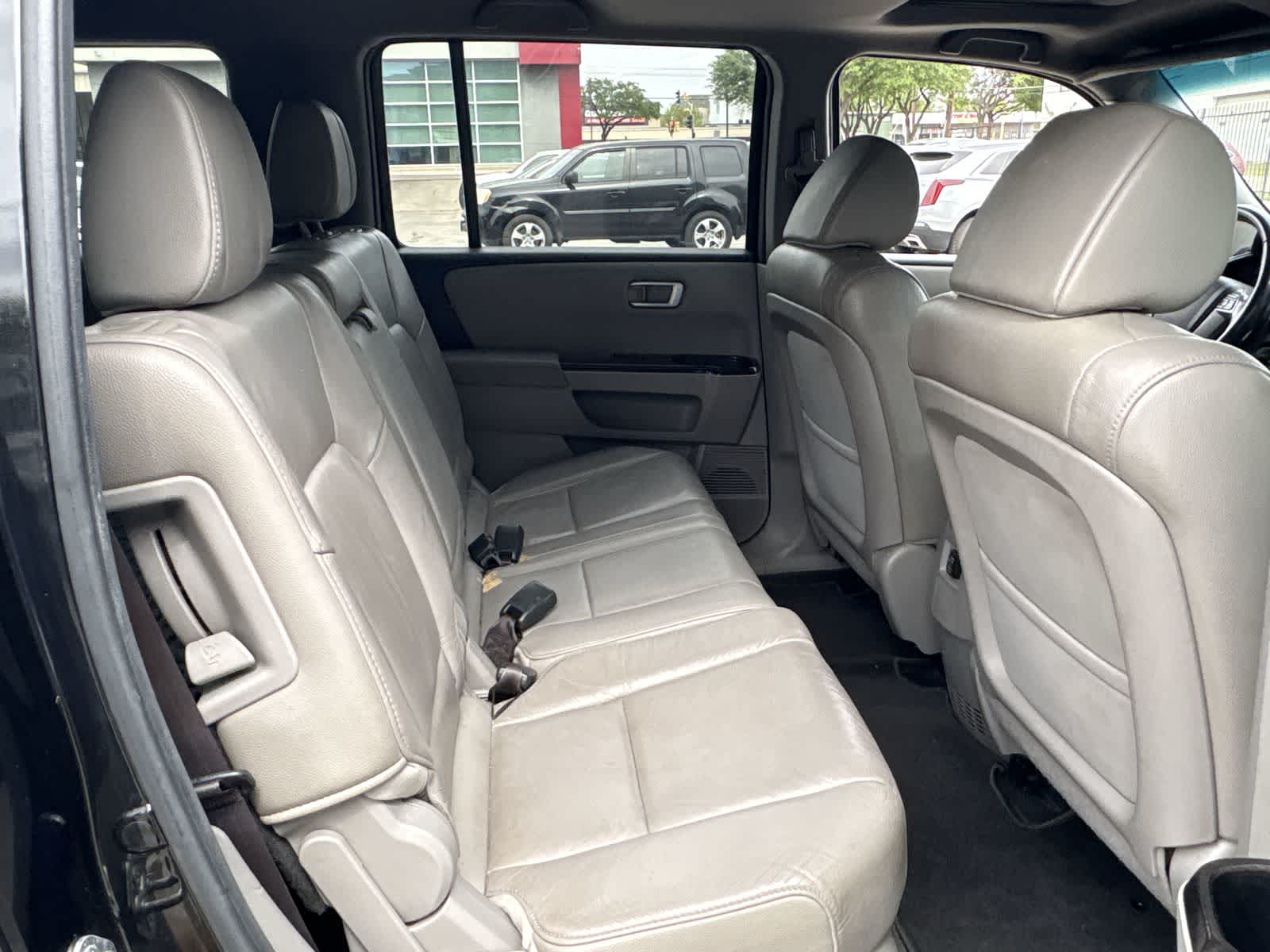 Thumbnail: 2013 Honda Pilot - 15