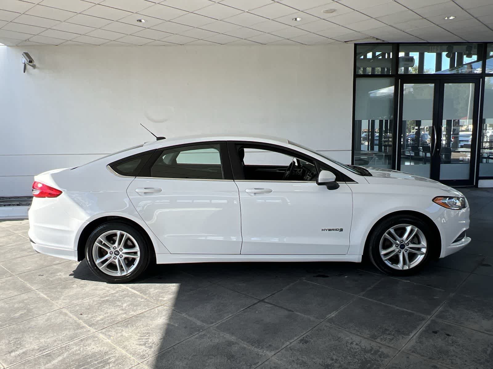 Thumbnail: 2018 Ford Fusion - 30