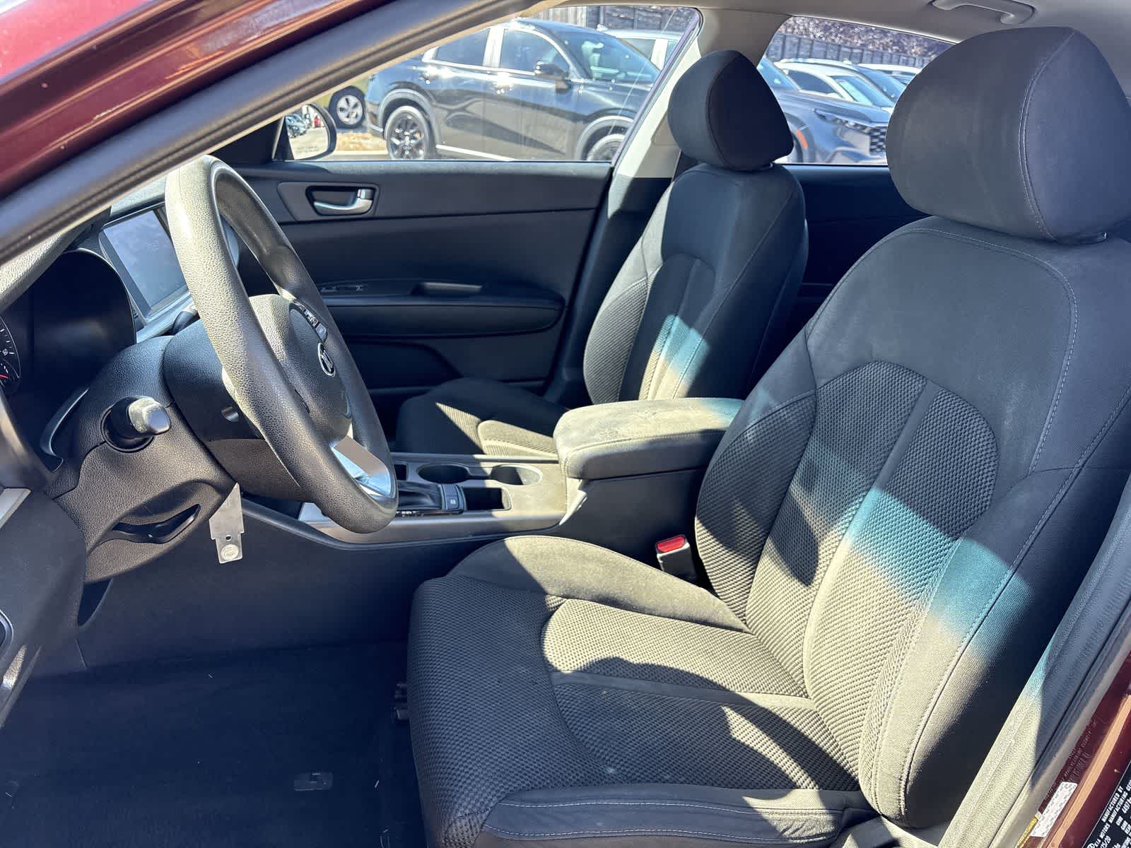 Thumbnail: 2020 Kia Optima - 10