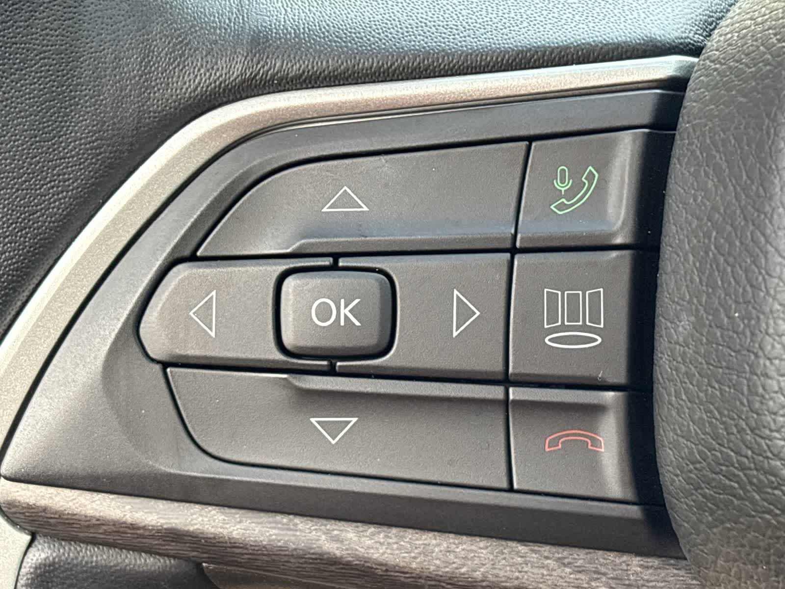 Thumbnail: 2022 Jeep Grand Cherokee - 33