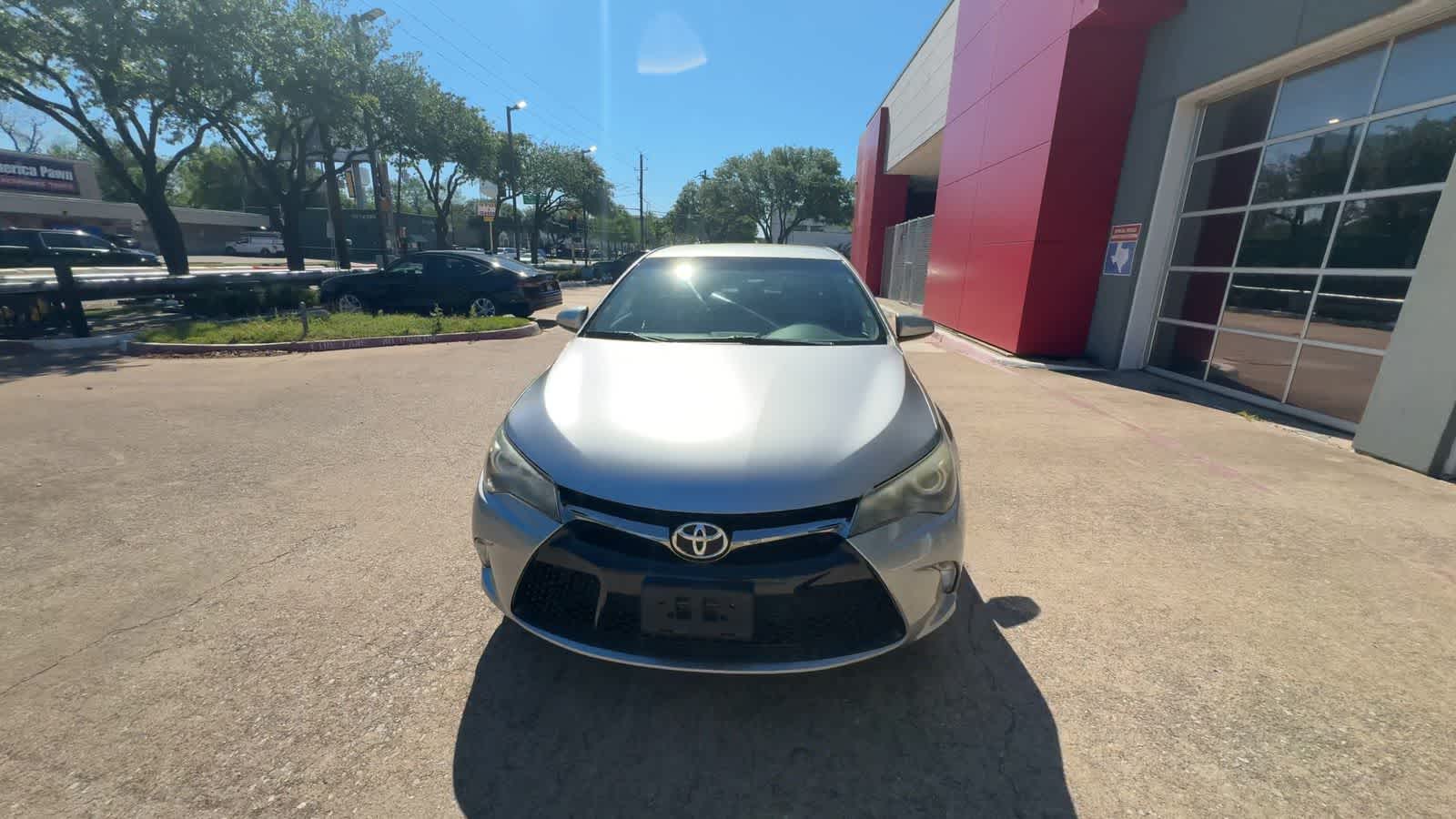 Thumbnail: 2015 Toyota Camry - 3