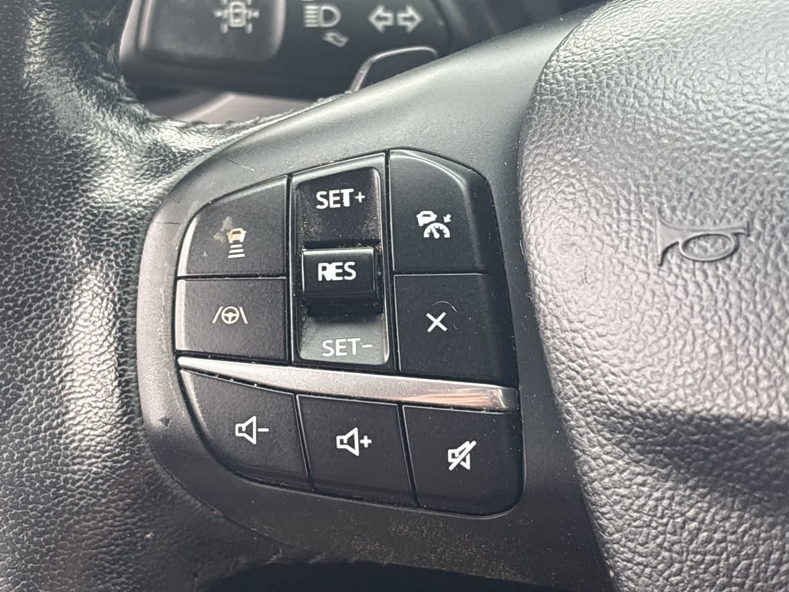 Thumbnail: 2020 Ford Escape - 23