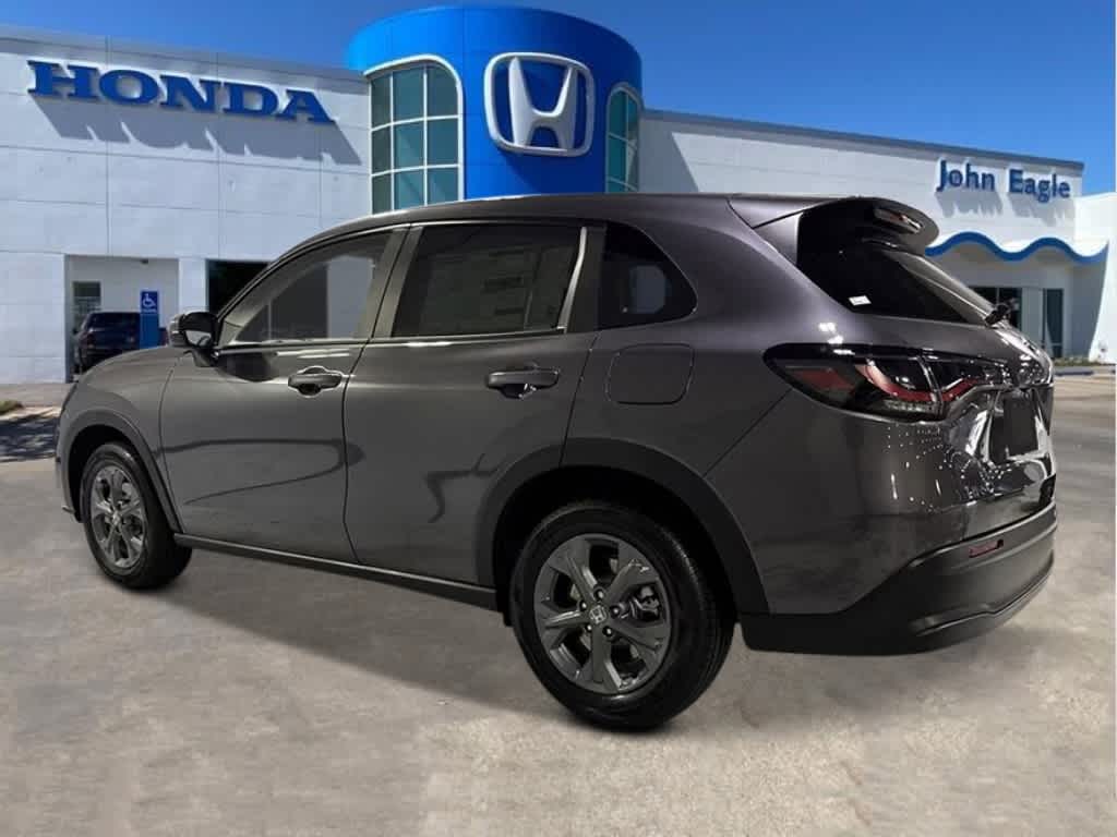 2026 Honda HR-V LX photo 3