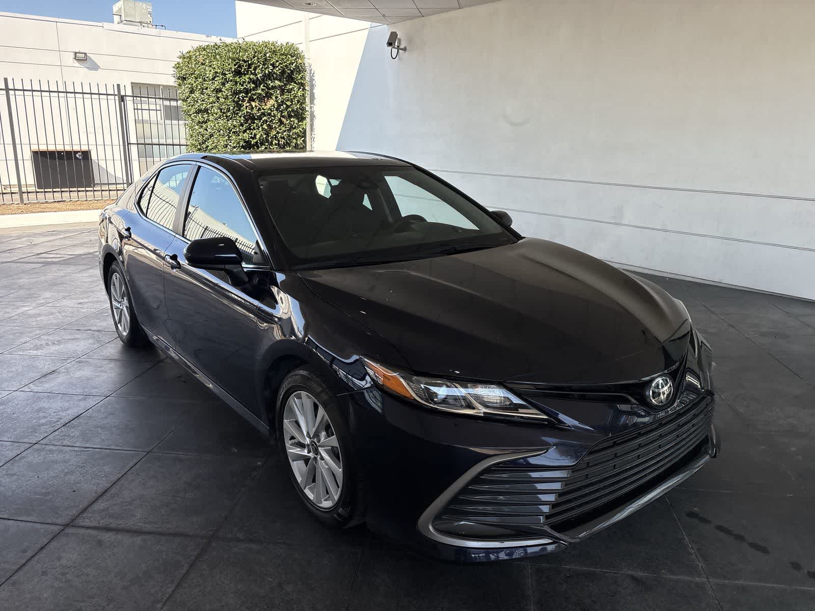 Thumbnail: 2022 Toyota Camry - 22