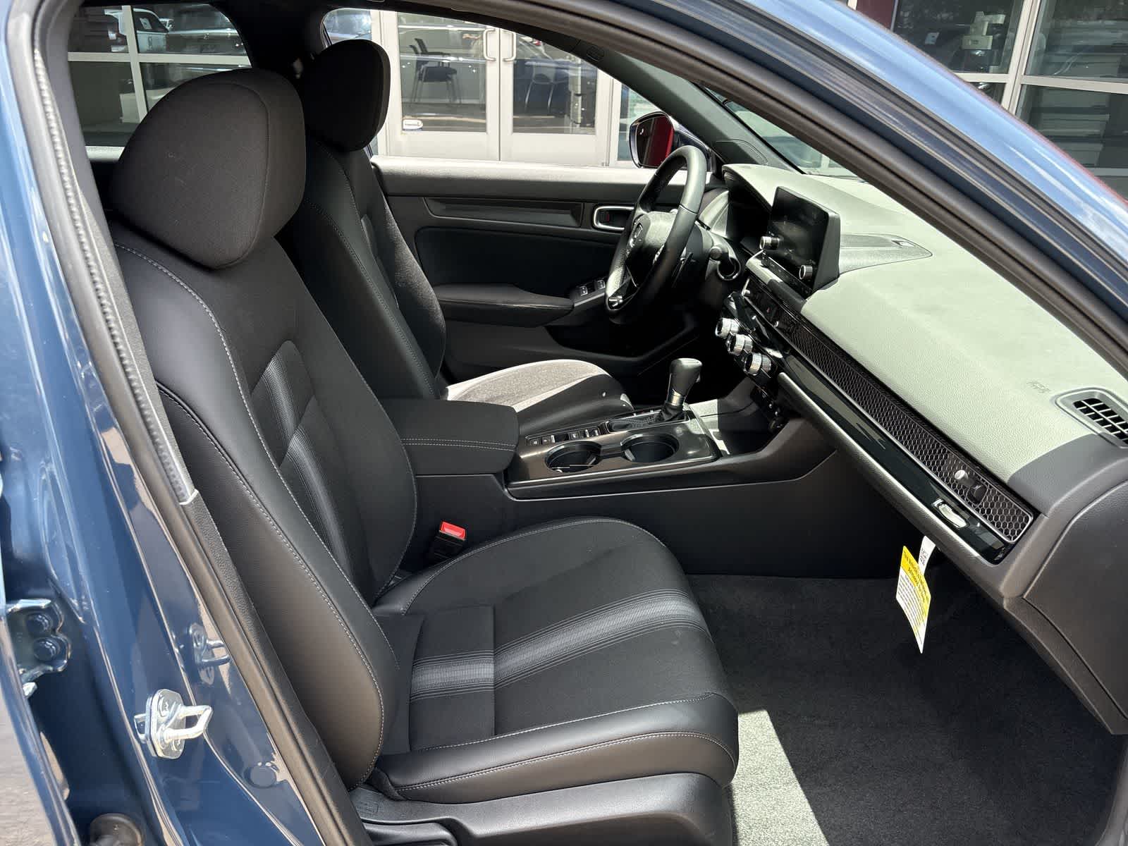 2025 Honda Civic Sport 13