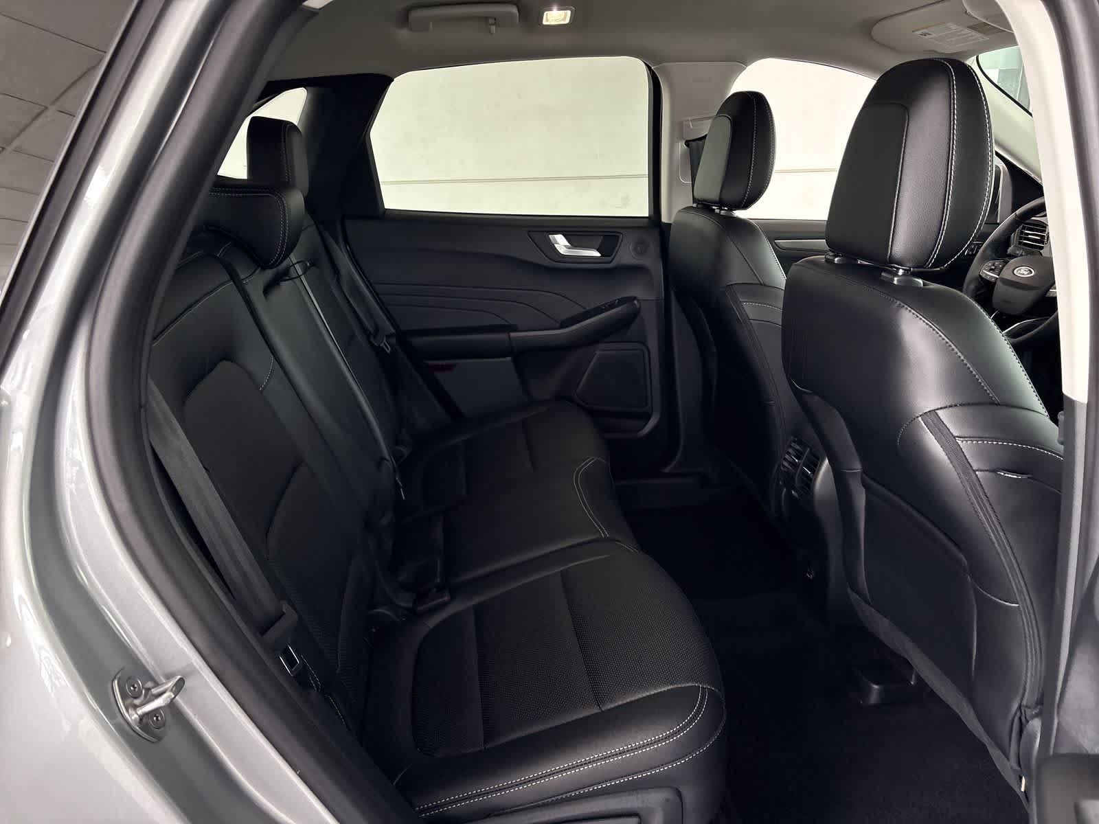 Thumbnail: 2021 Ford Escape - 12