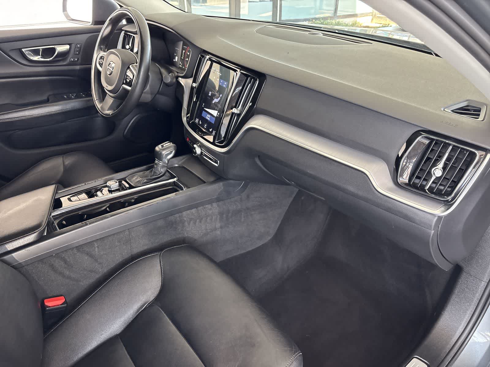Thumbnail: 2019 Volvo S60 - 22