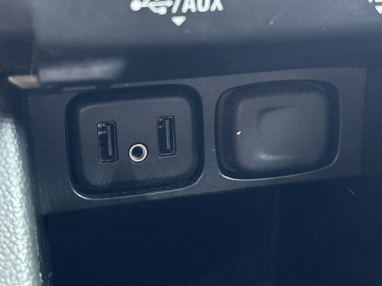 Thumbnail: 2017 Buick Encore - 36