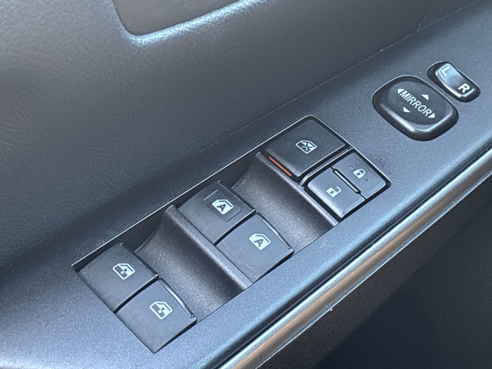 Thumbnail: 2015 Toyota Camry - 35