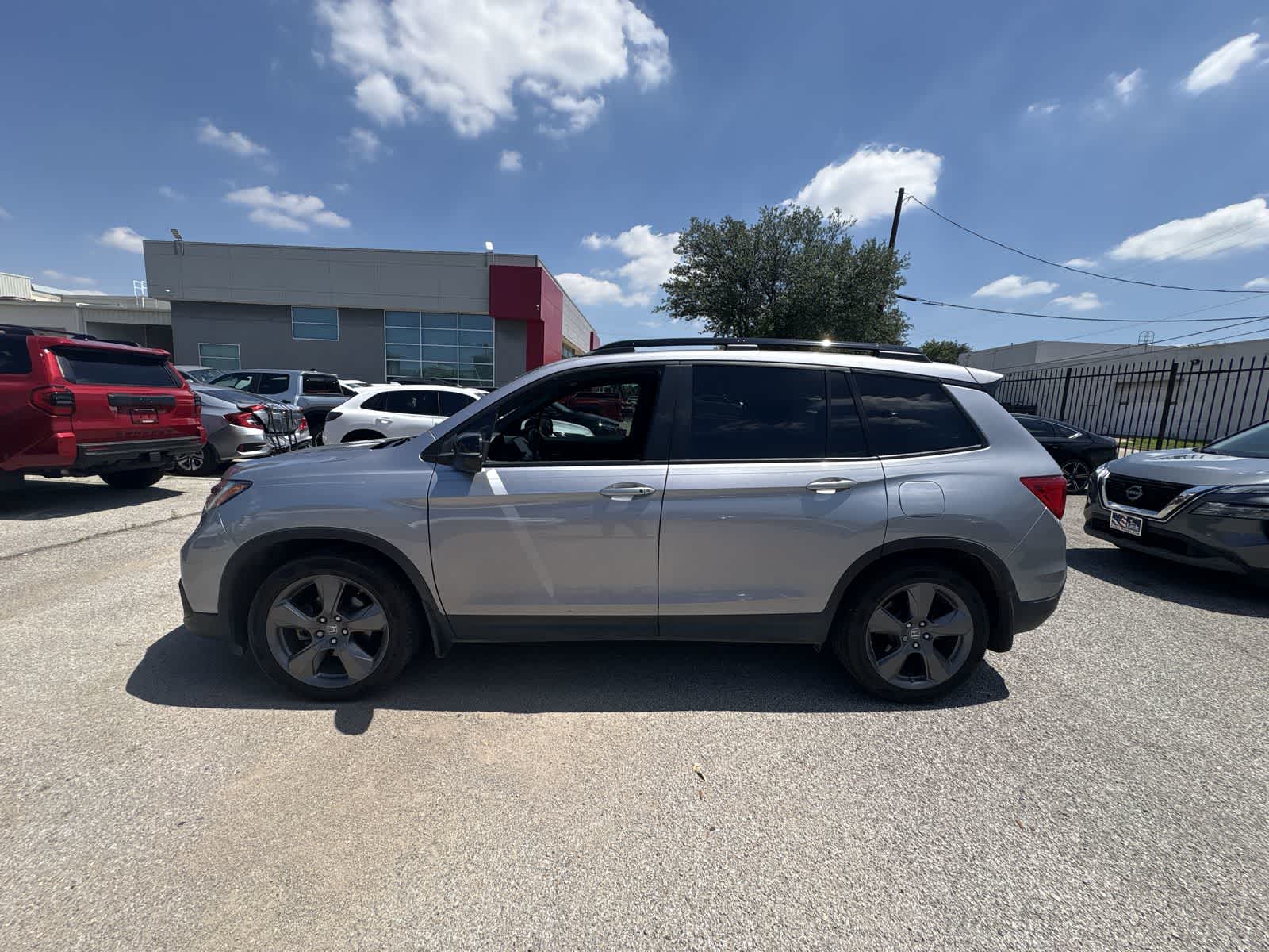 Thumbnail: 2021 Honda Passport - 3
