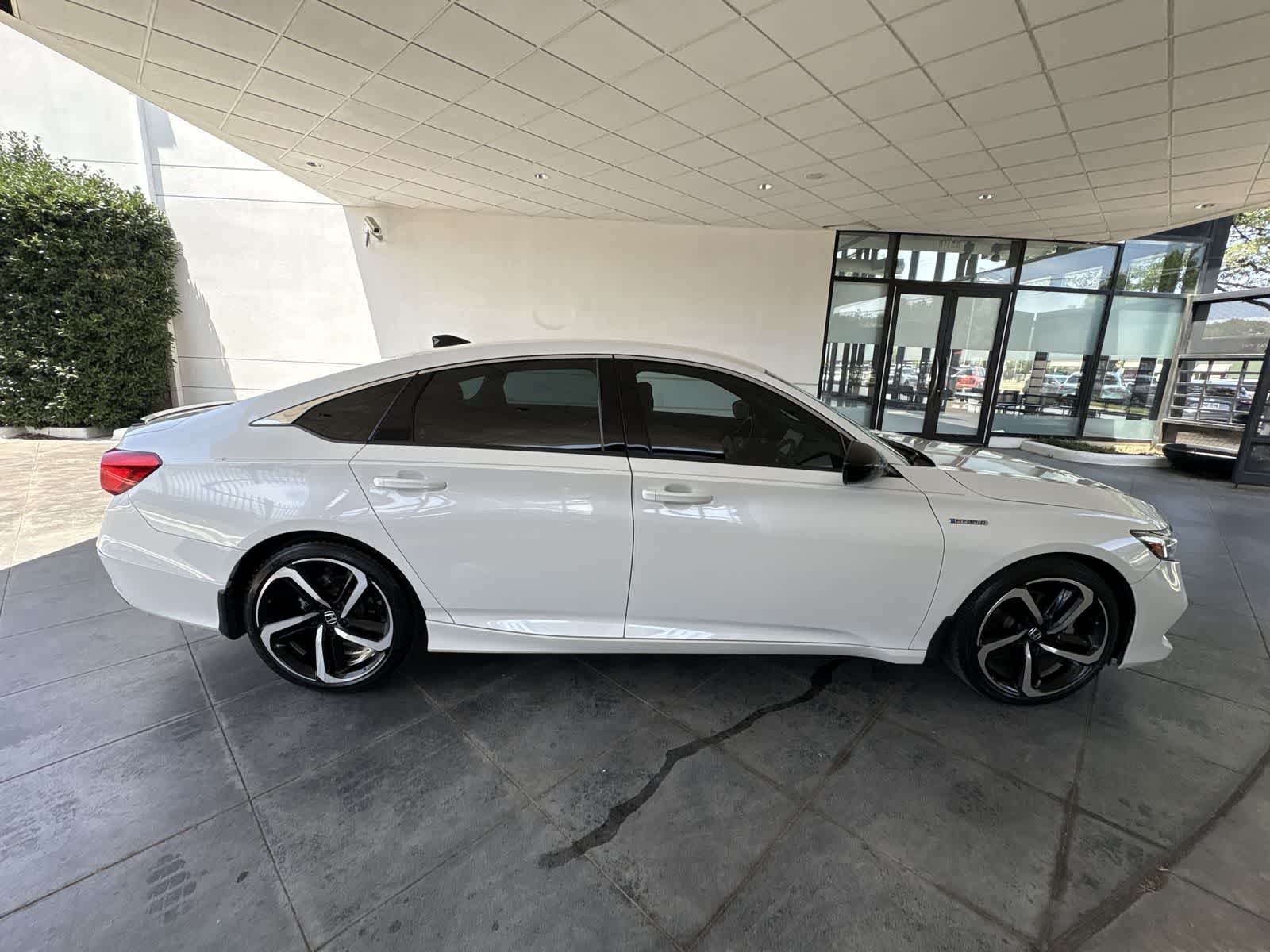 Thumbnail: 2022 Honda Accord - 24