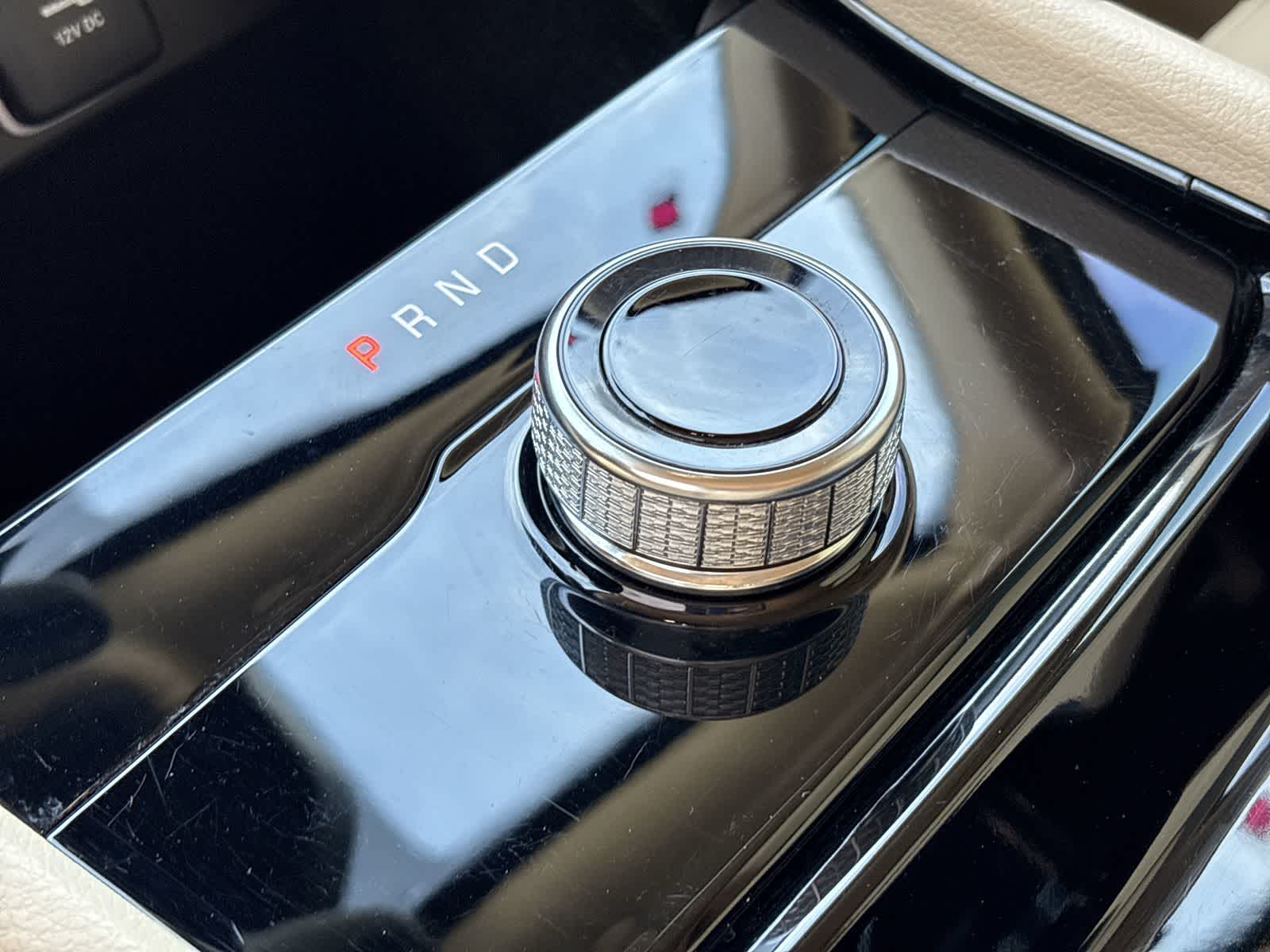 Thumbnail: 2022 Jeep Grand Cherokee - 29