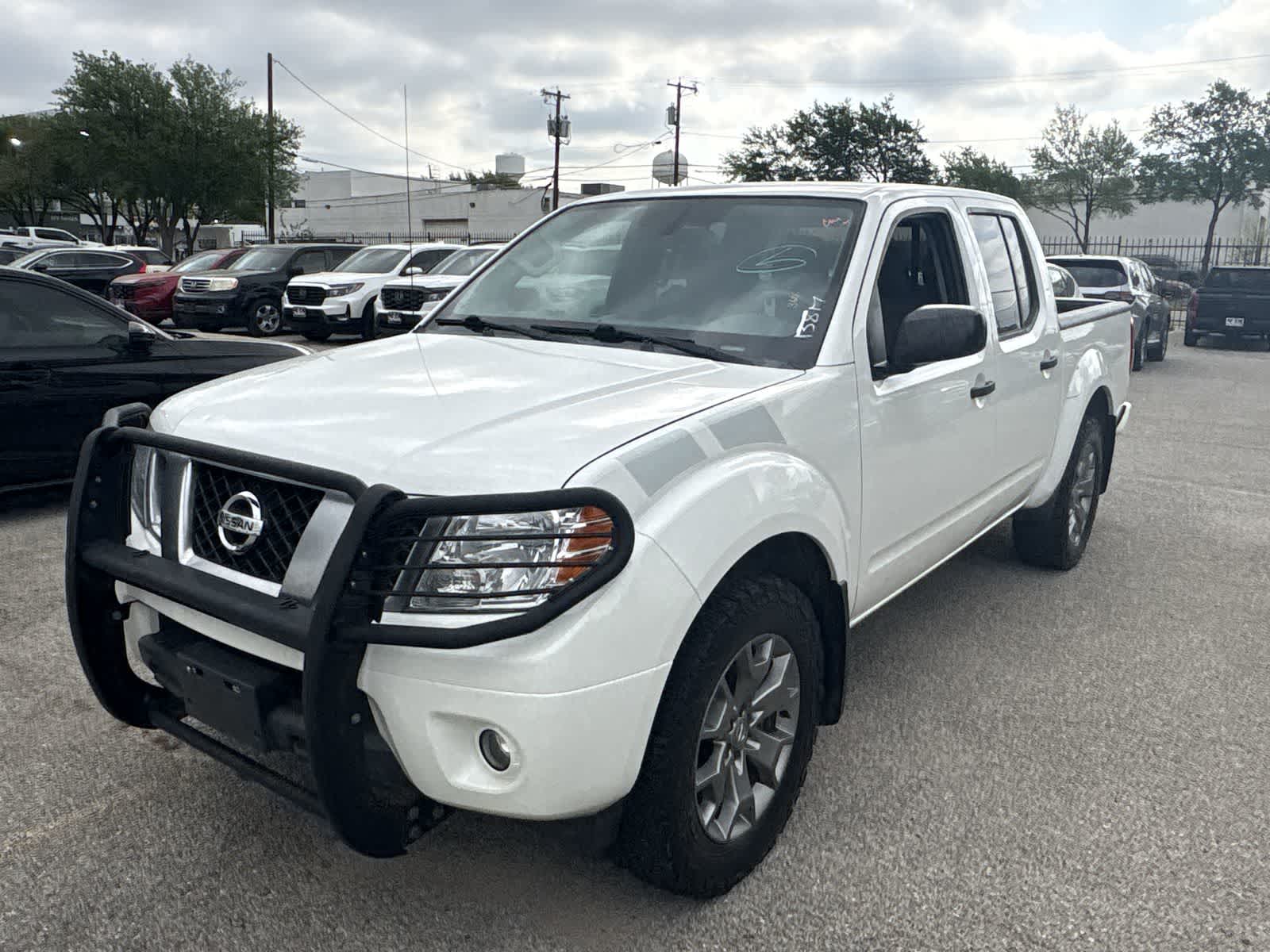 Thumbnail: 2020 Nissan Frontier - 9
