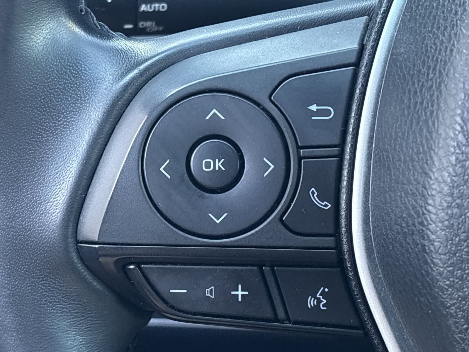 Thumbnail: 2023 Toyota Venza - 33