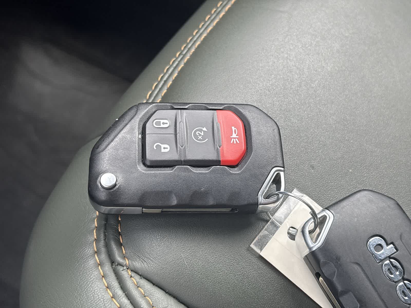 Thumbnail: 2024 Jeep Wrangler - 31