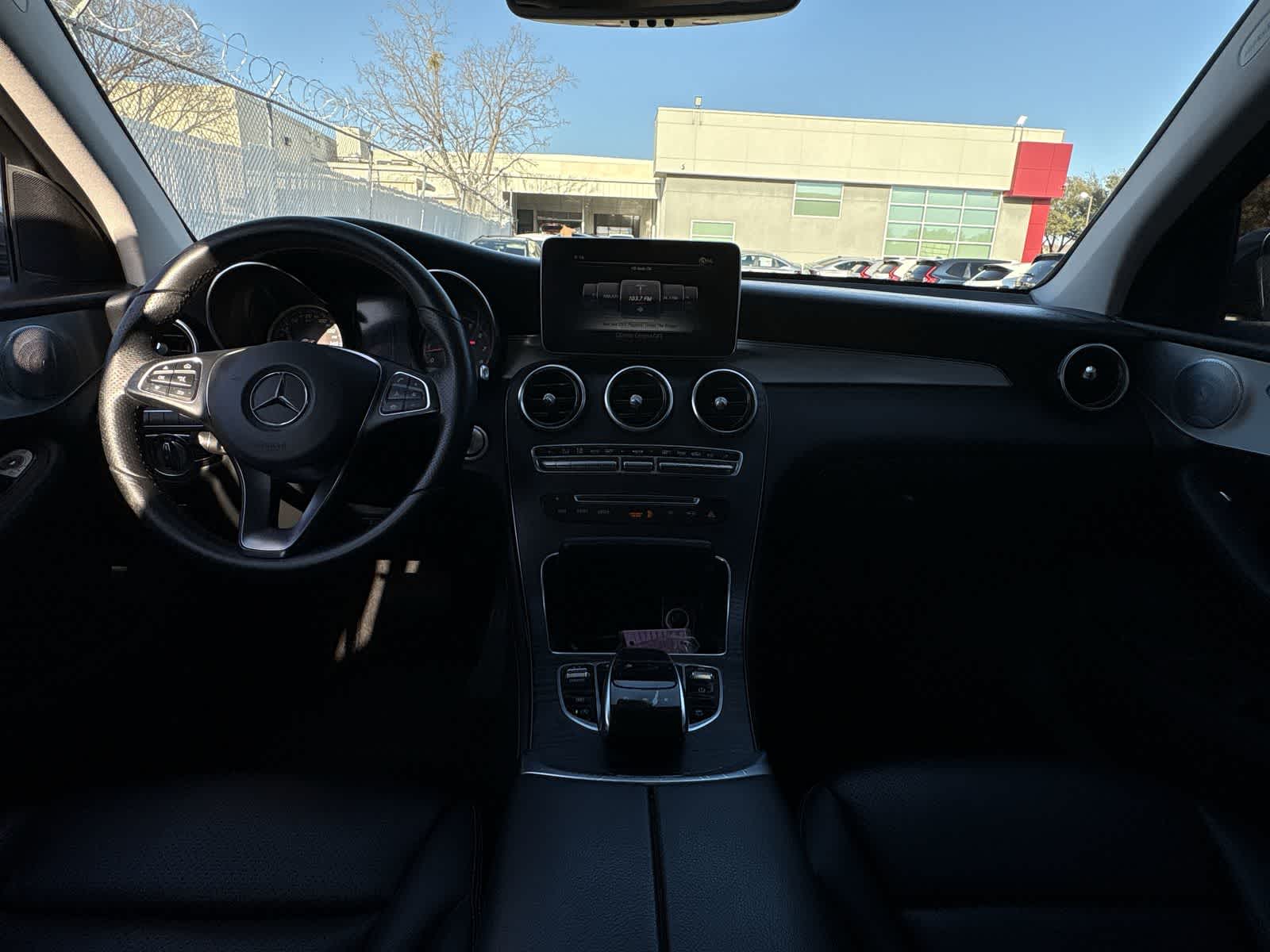 Thumbnail: 2019 Mercedes-Benz GLC - 9