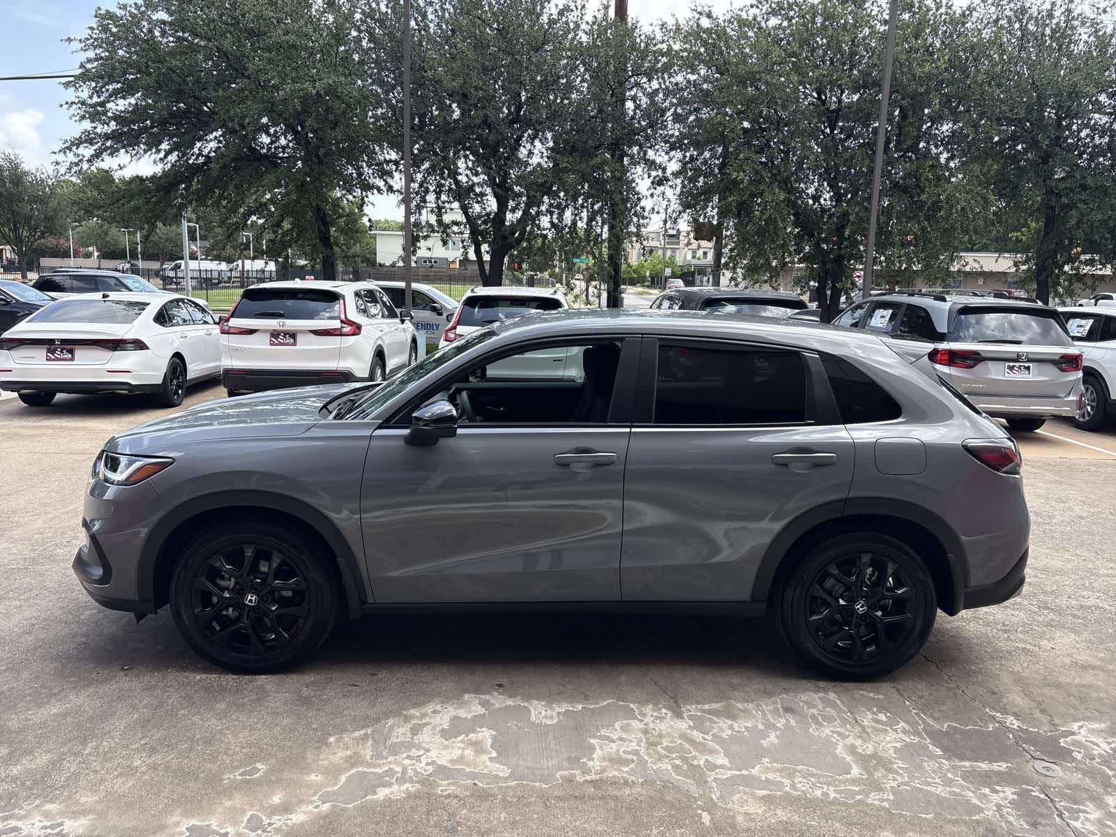 2025 Honda HR-V Sport 3