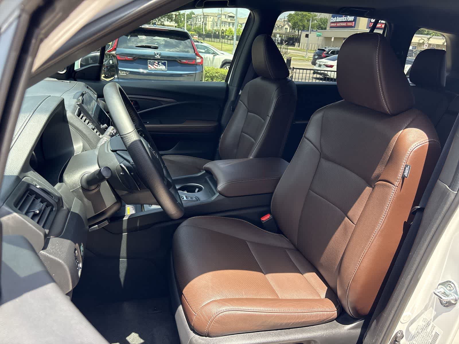 2024 Honda Passport EX-L 18