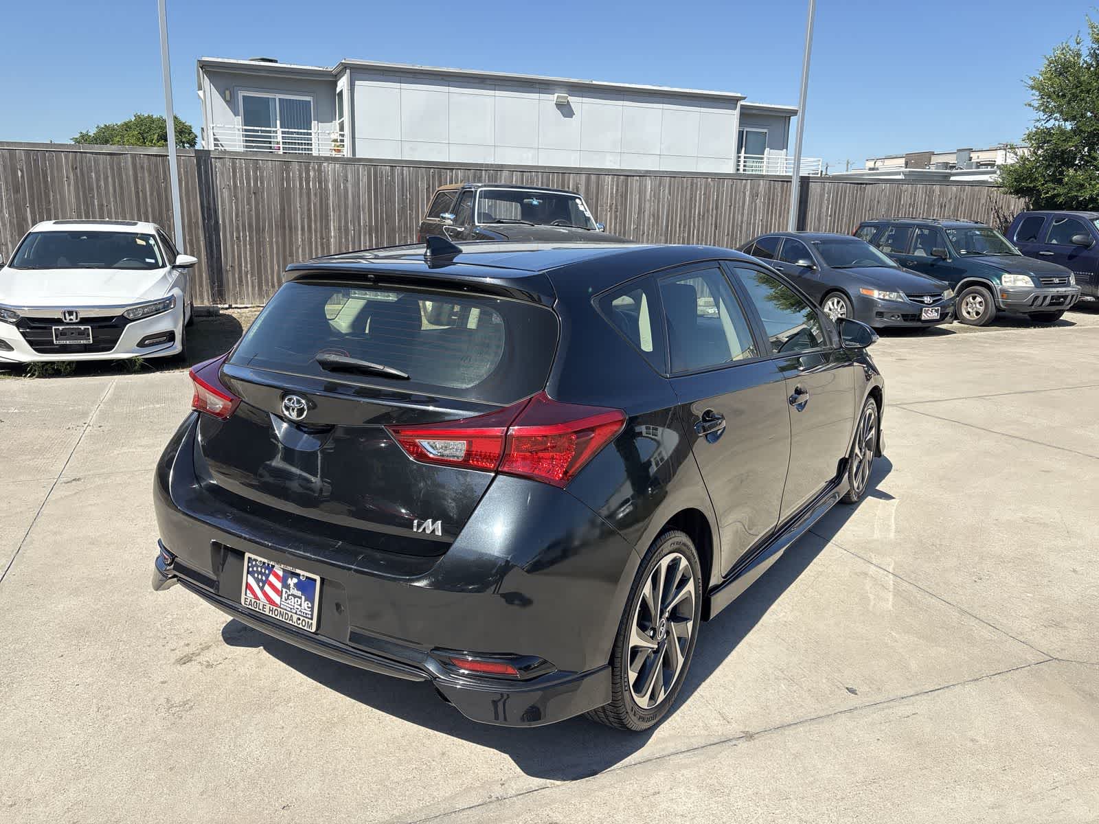 Thumbnail: 2017 Toyota Corolla iM - 24