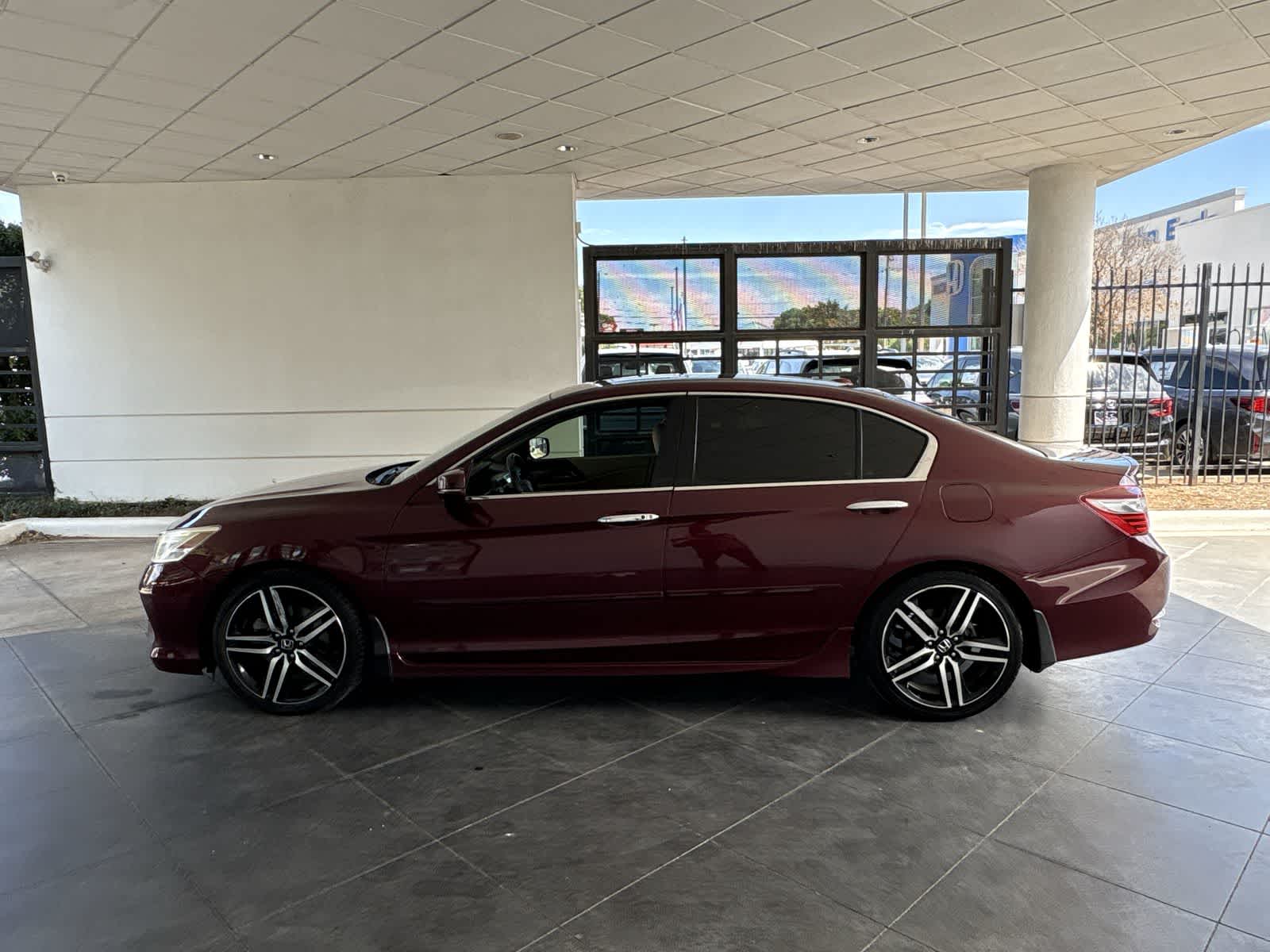 Thumbnail: 2016 Honda Accord - 3