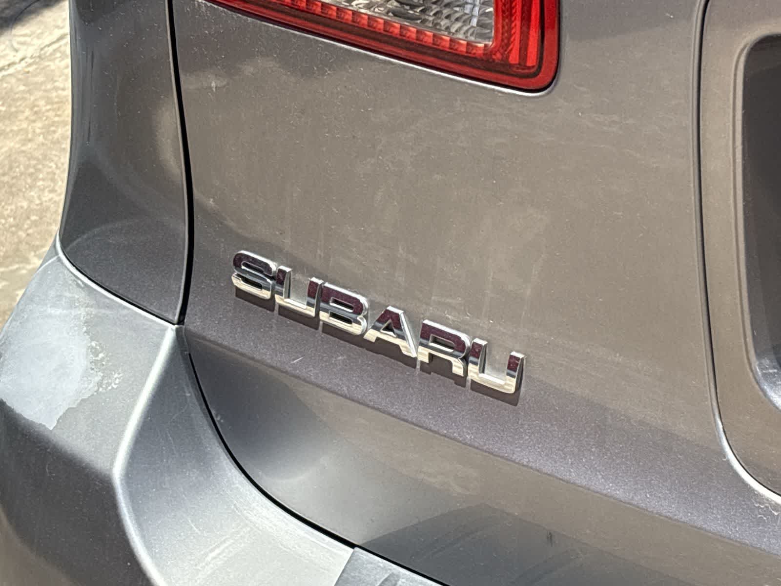 Thumbnail: 2008 Subaru Tribeca - 10