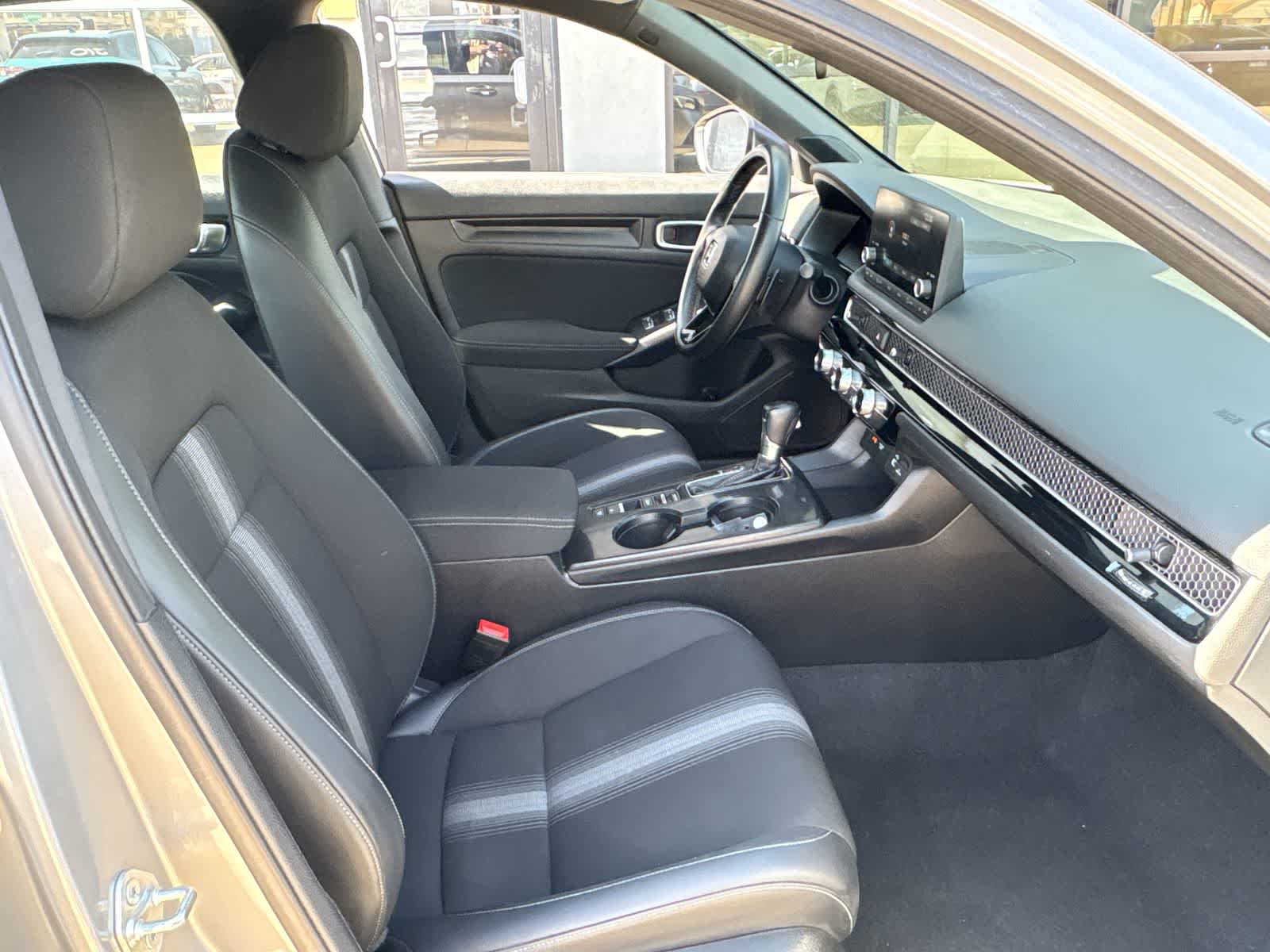 Thumbnail: 2023 Honda Civic - 25