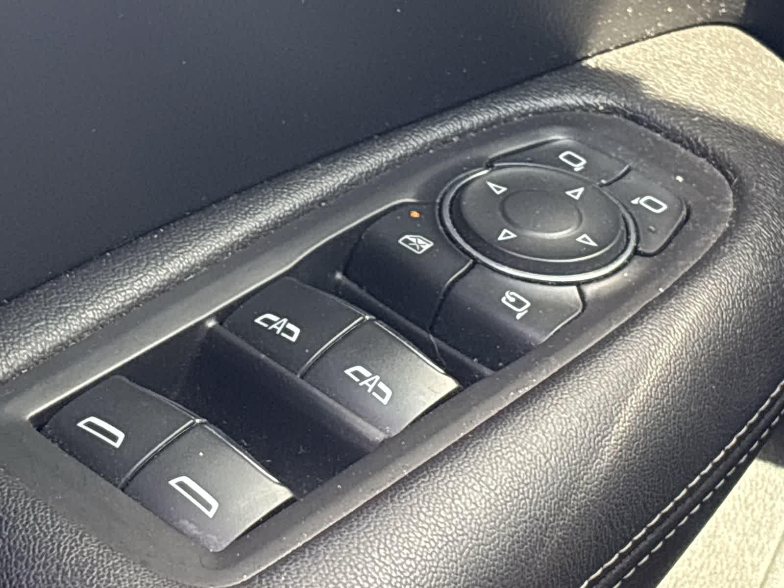 Thumbnail: 2021 Cadillac XT5 - 20