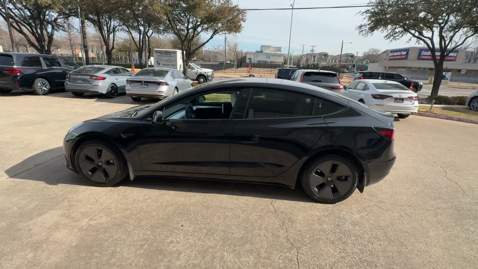 Thumbnail: 2023 Tesla Model 3 - 5