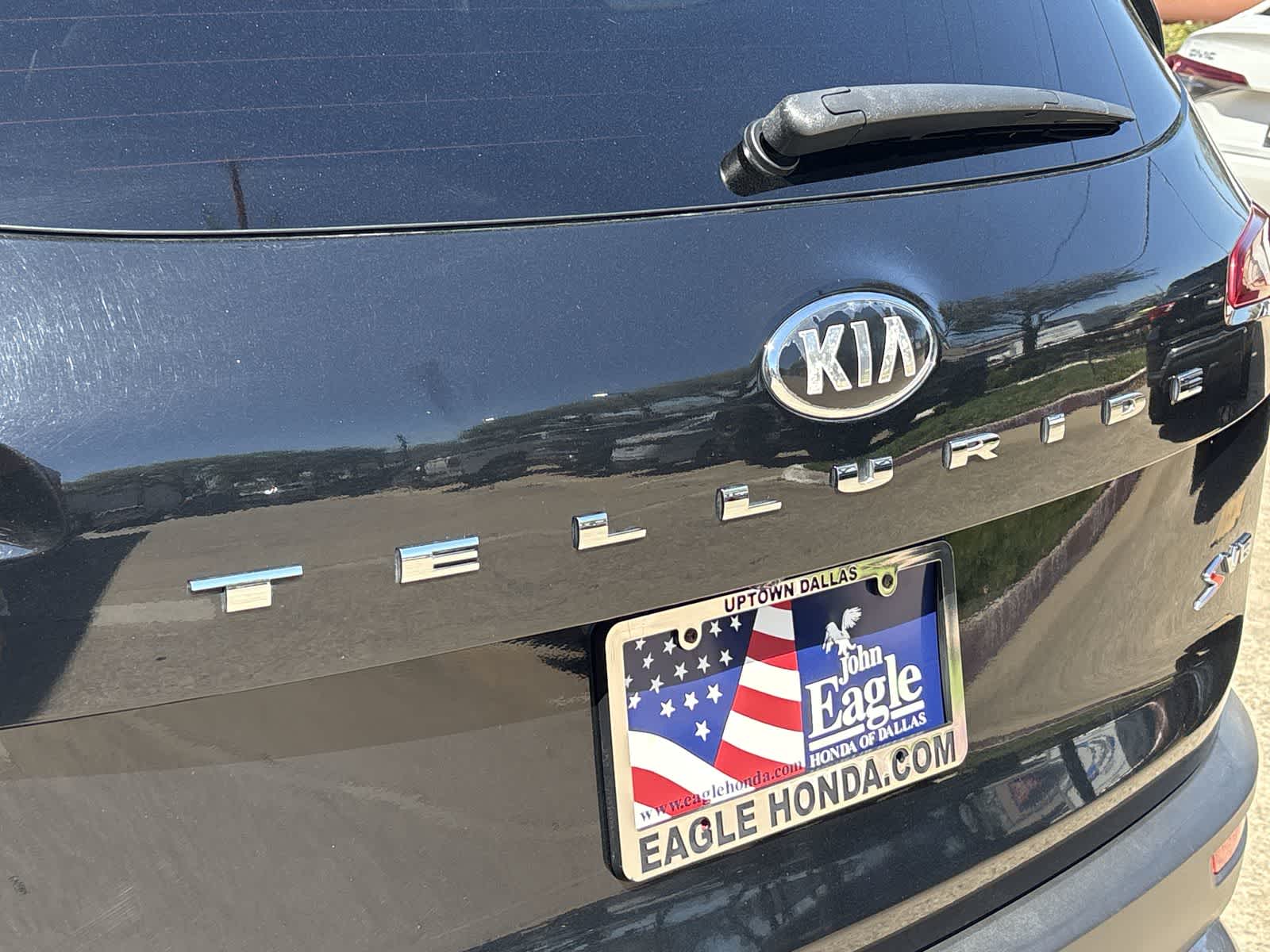 Thumbnail: 2020 Kia Telluride - 18