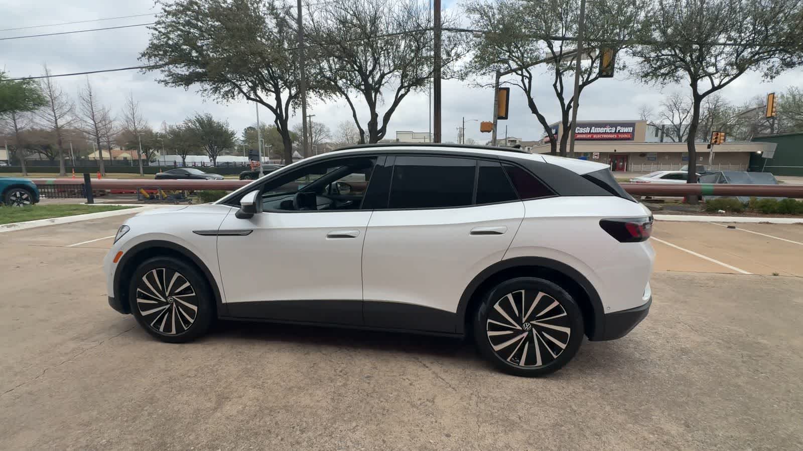 Thumbnail: 2024 Volkswagen ID.4 - 5