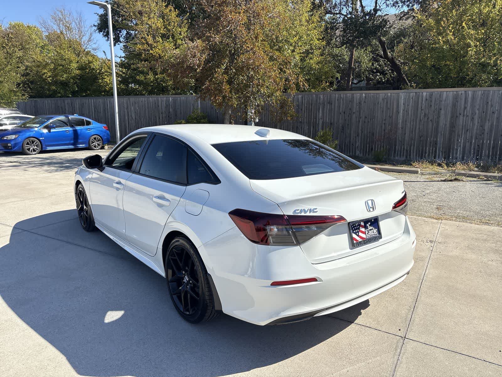 2025 Honda Civic Sport photo 4