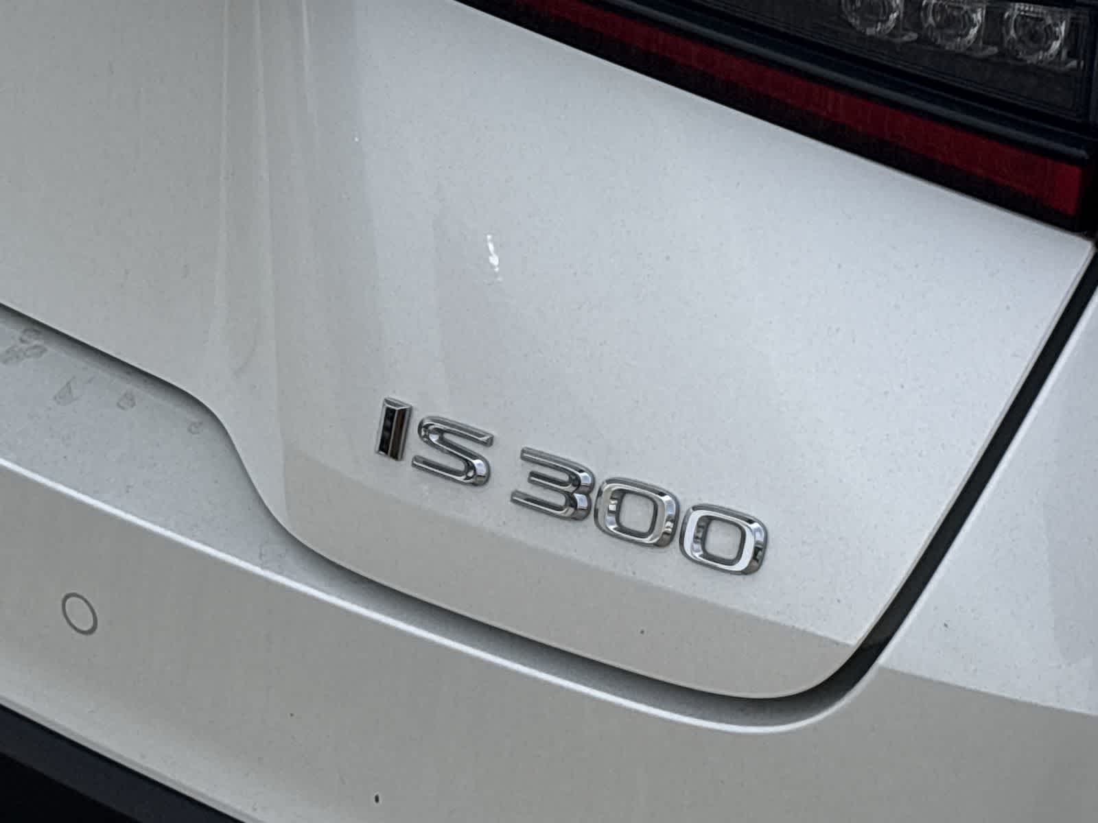 Thumbnail: 2023 Lexus IS - 10