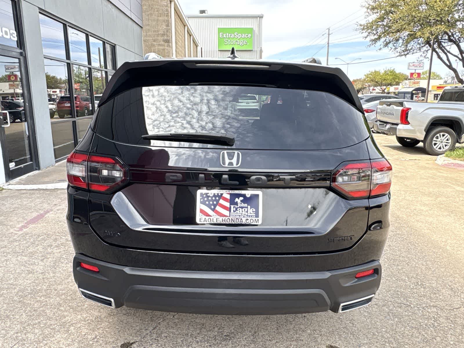 Thumbnail: 2023 Honda Pilot - 13