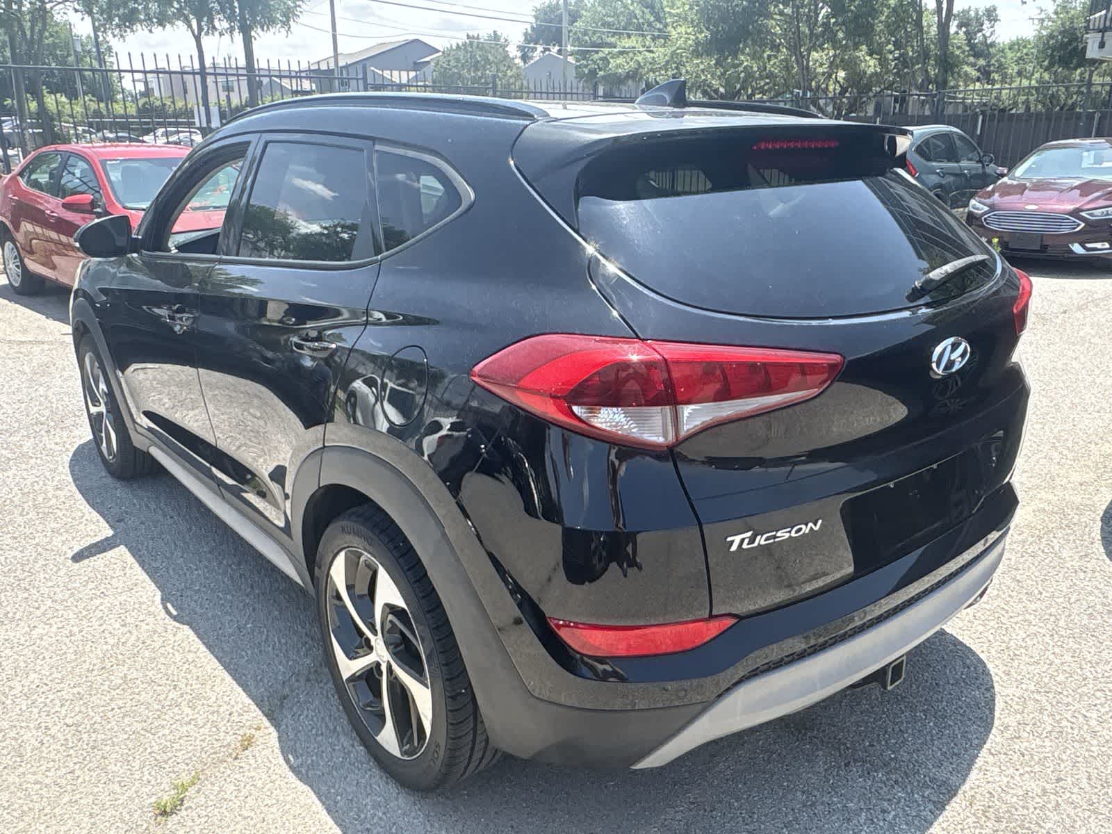 Thumbnail: 2018 Hyundai Tucson - 4