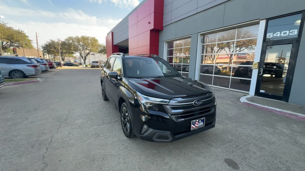Used 2025 Subaru Forester Limited SUV