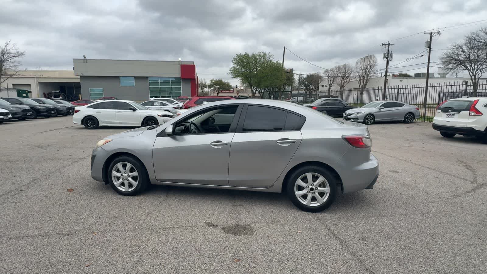 Thumbnail: 2011 Mazda Mazda3 - 5