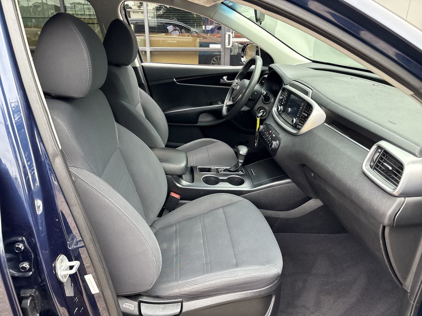 Thumbnail: 2019 Kia Sorento - 13
