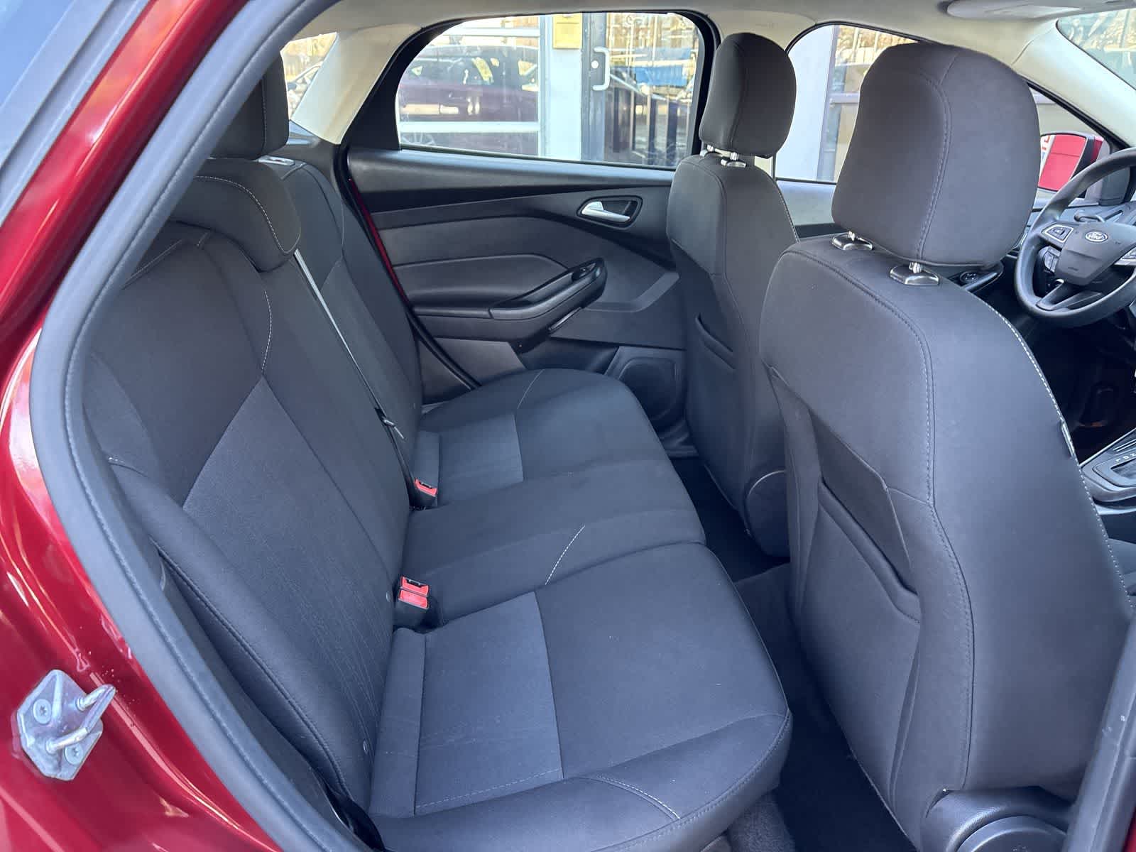 Thumbnail: 2017 Ford Focus - 20