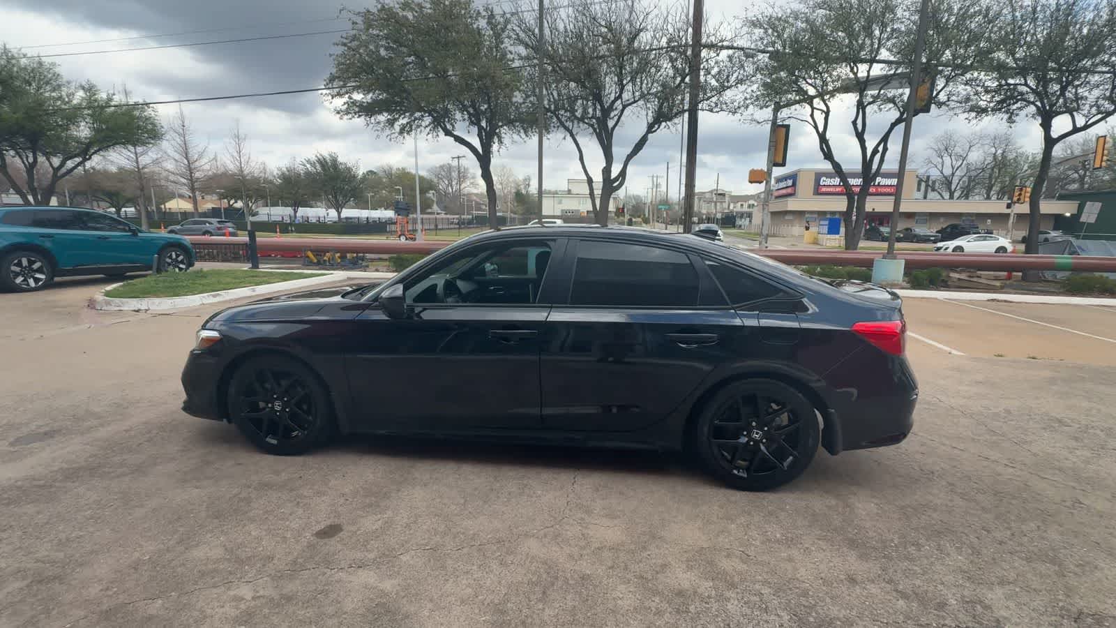 Thumbnail: 2024 Honda Civic - 5