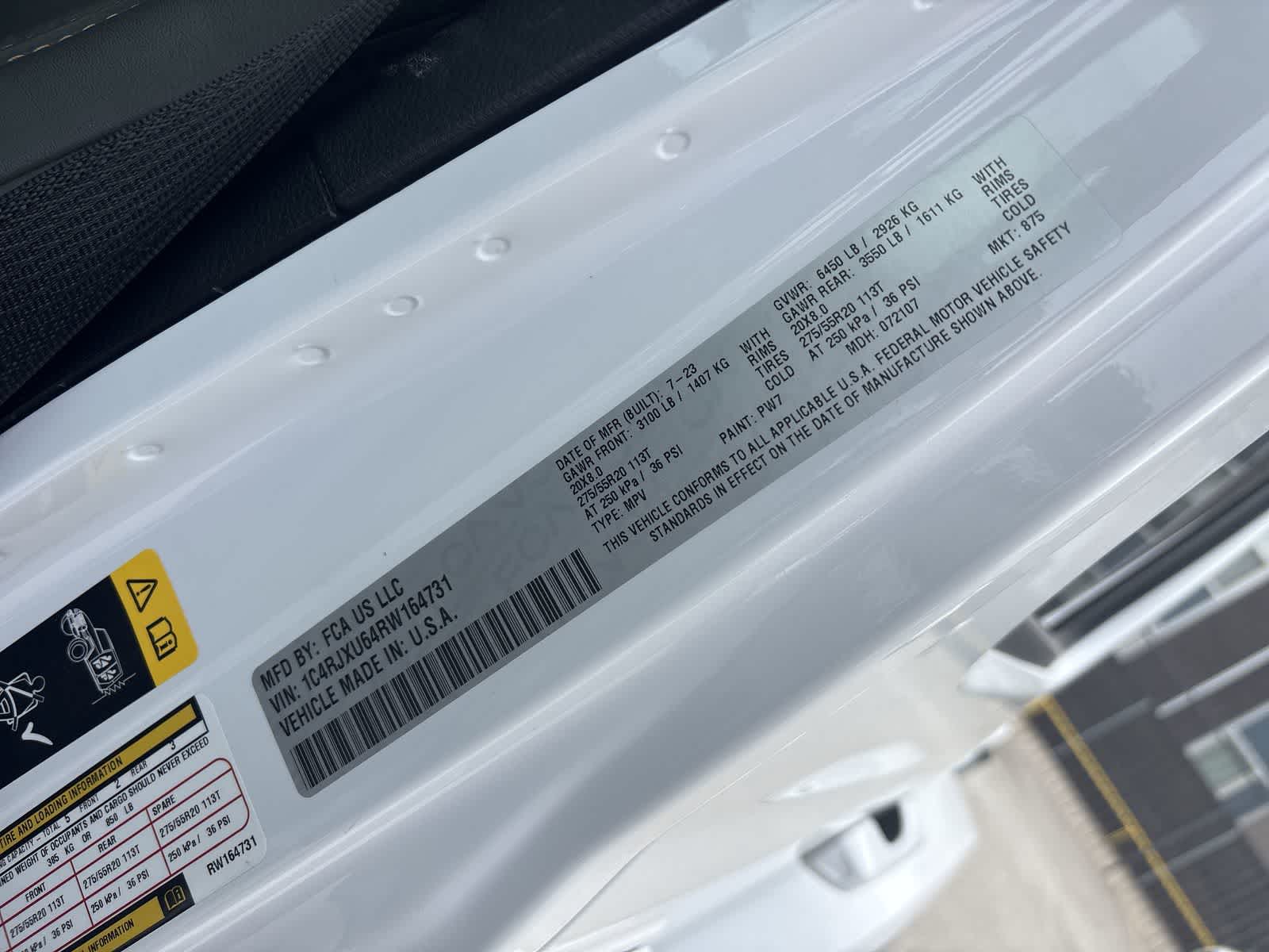 Thumbnail: 2024 Jeep Wrangler - 32