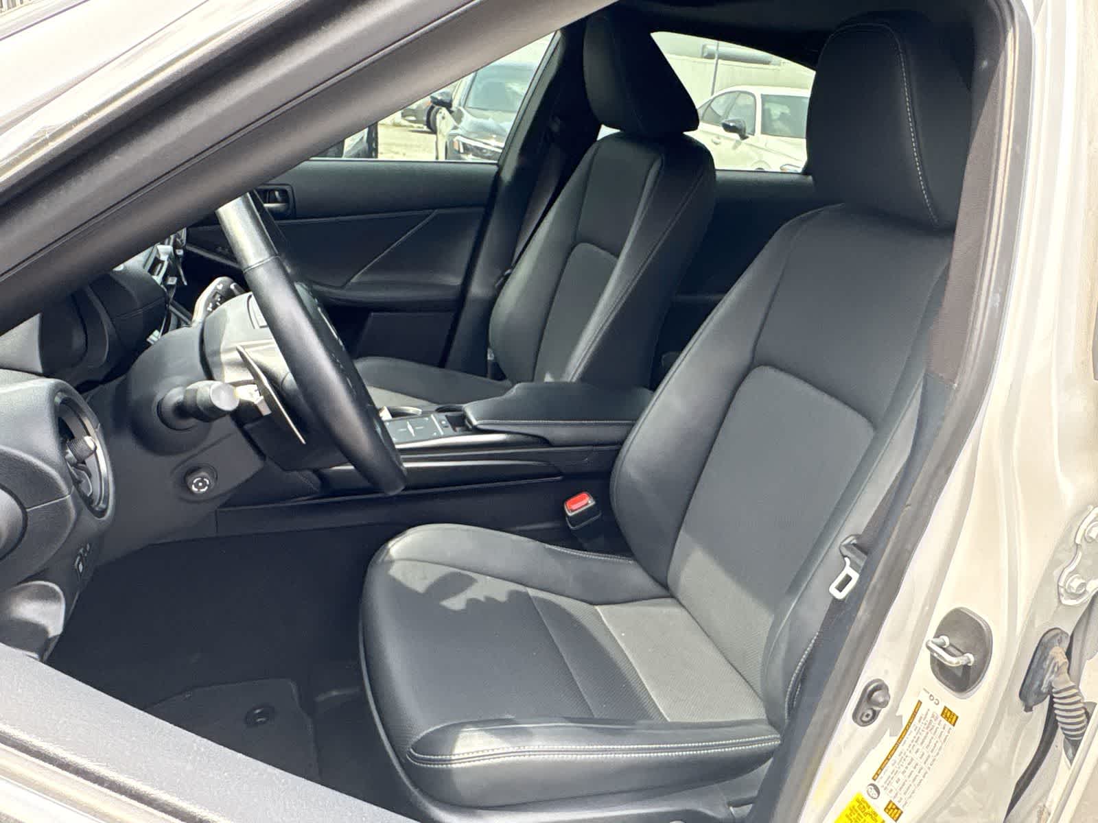 Thumbnail: 2023 Lexus IS - 12