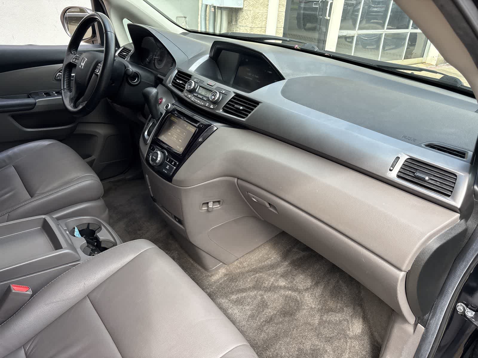 Thumbnail: 2014 Honda Odyssey - 21